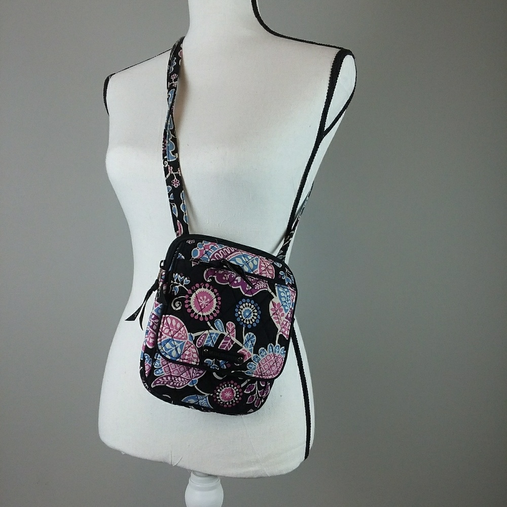 [Vera Bradley] cross-body bag